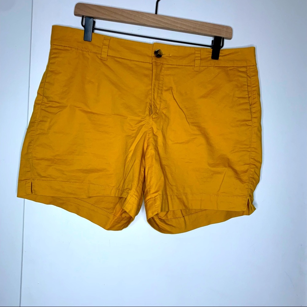 Old Navy 5in mustard yellow khaki shorts